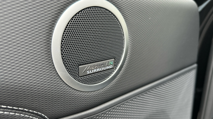 Land Rover Discovery Diesel 3.0 D350 Dynamic HSE Commercial Auto - Image 33